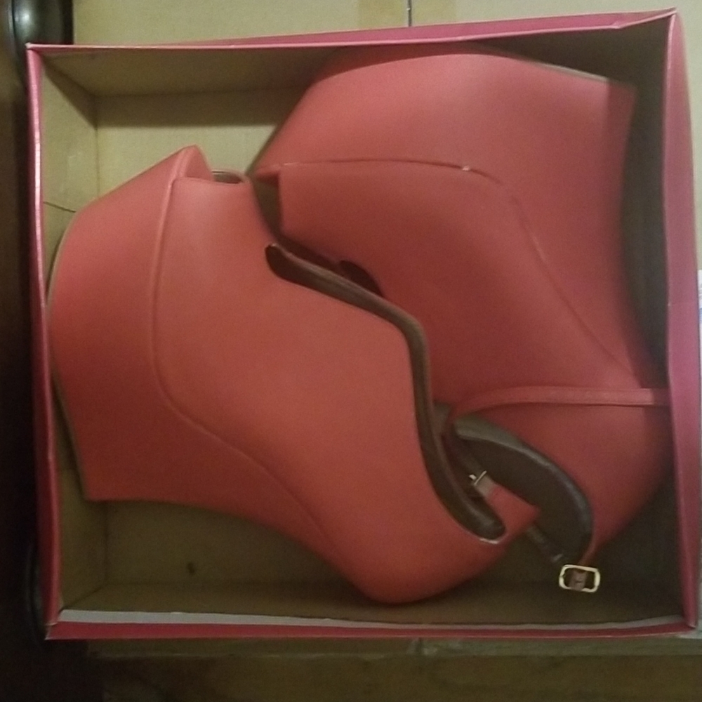 Qupif Heelless size 11